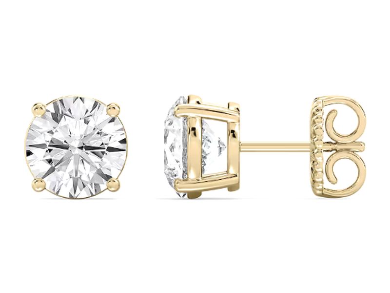 Classic Round Studs in yellow gold