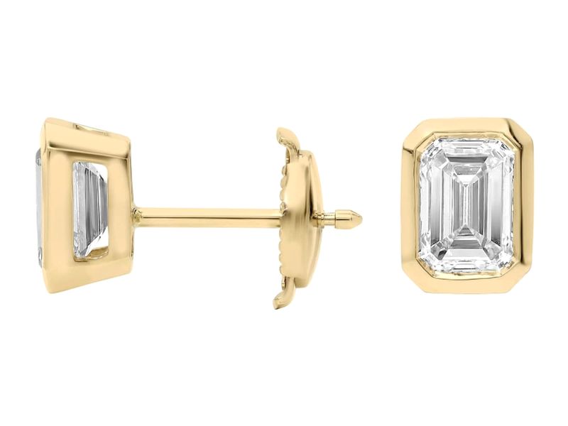 Emerald Bezel Studs in yellow gold, side view