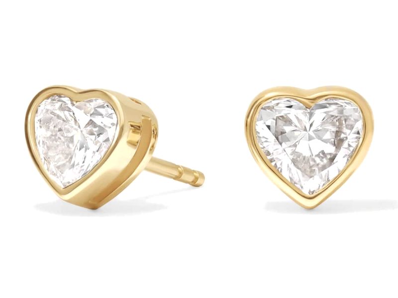 Heart Bezel Studs in yellow gold