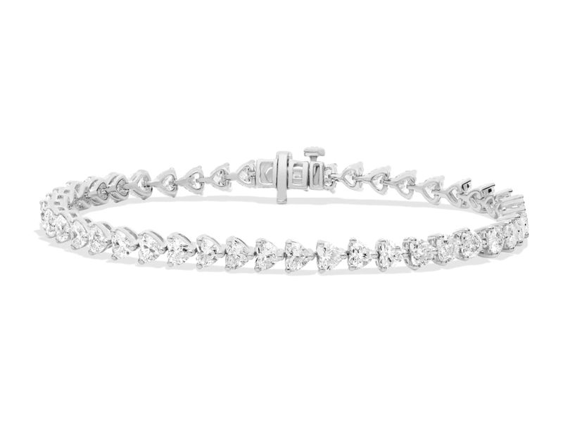 Heart Tennis Bracelet in white gold