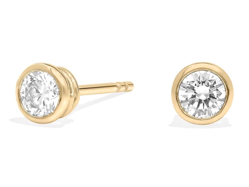 Round Bezel Studs in yellow gold