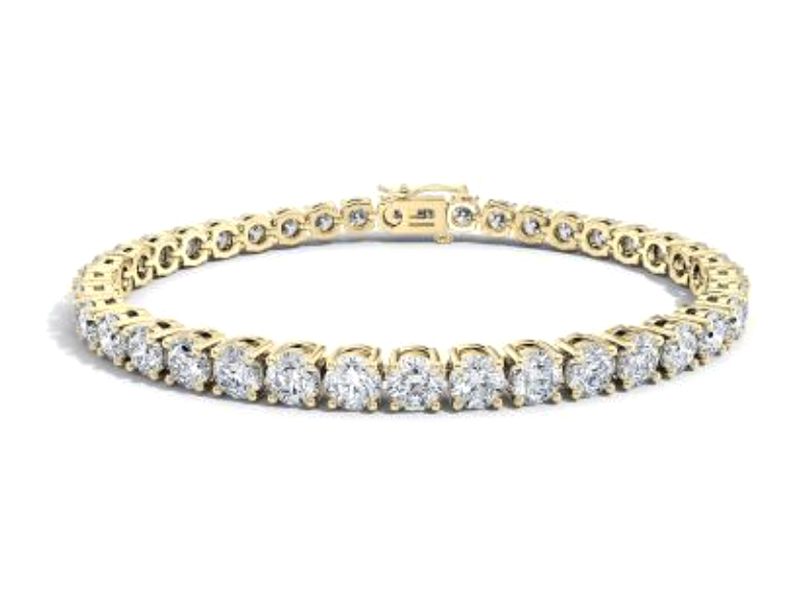Classic Tennis Bracelet in yellow gold